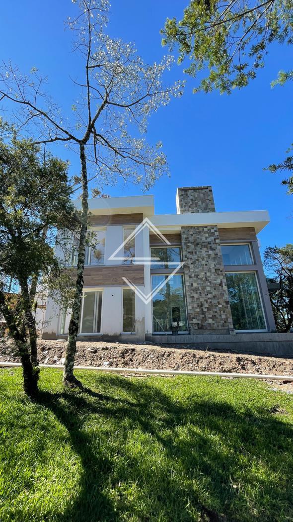 Casa à venda com 3 quartos, 289m² - Foto 6